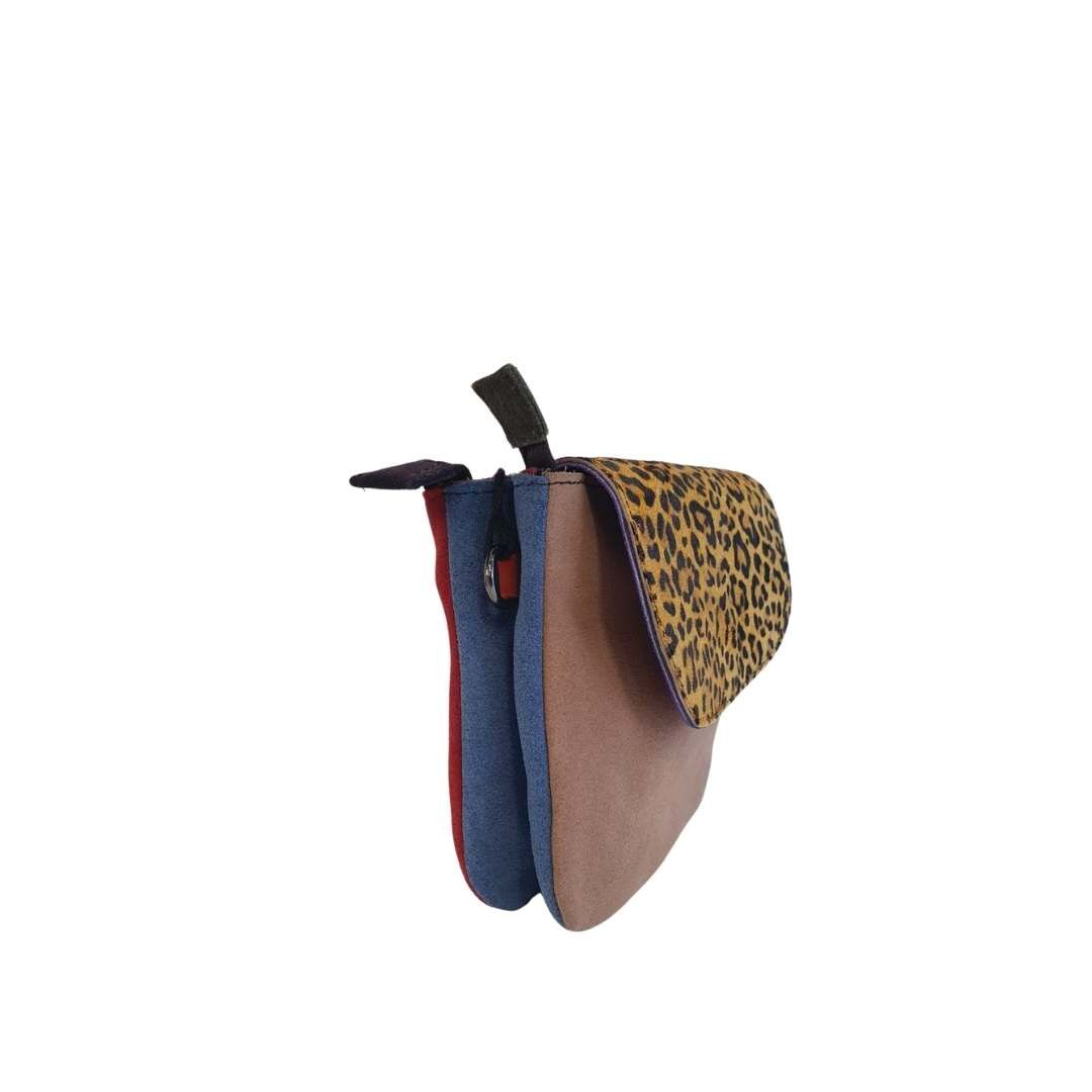 Bandolera Soruka piel reciclada mod. Leo reversible roja - Imagen 4