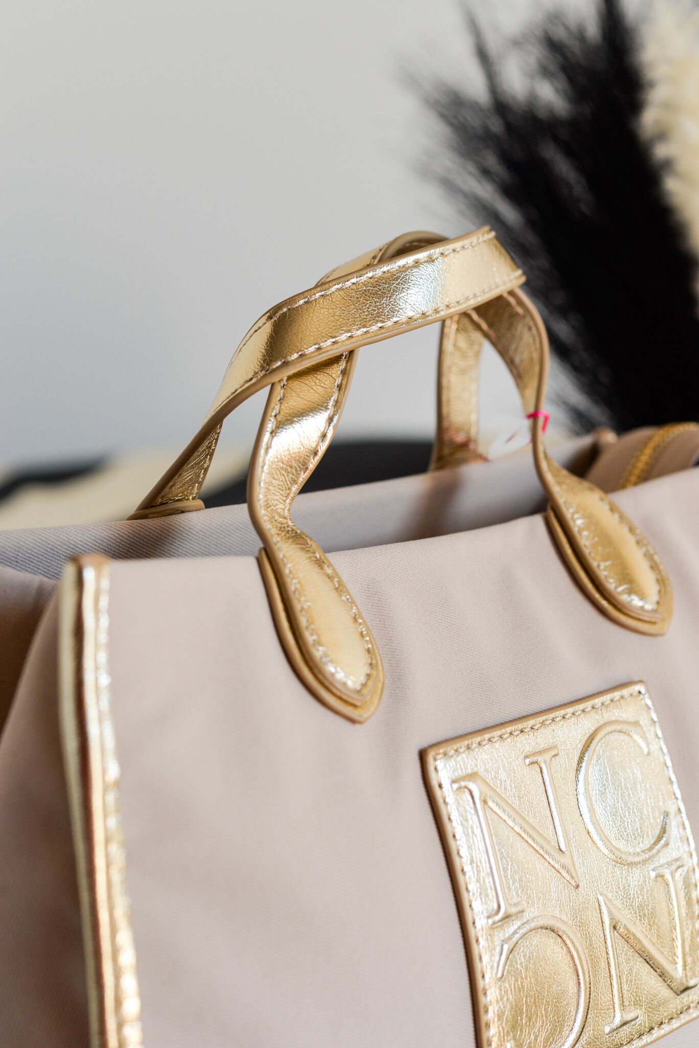 Mini bolso Noco nylon metal beige - Imagen 2