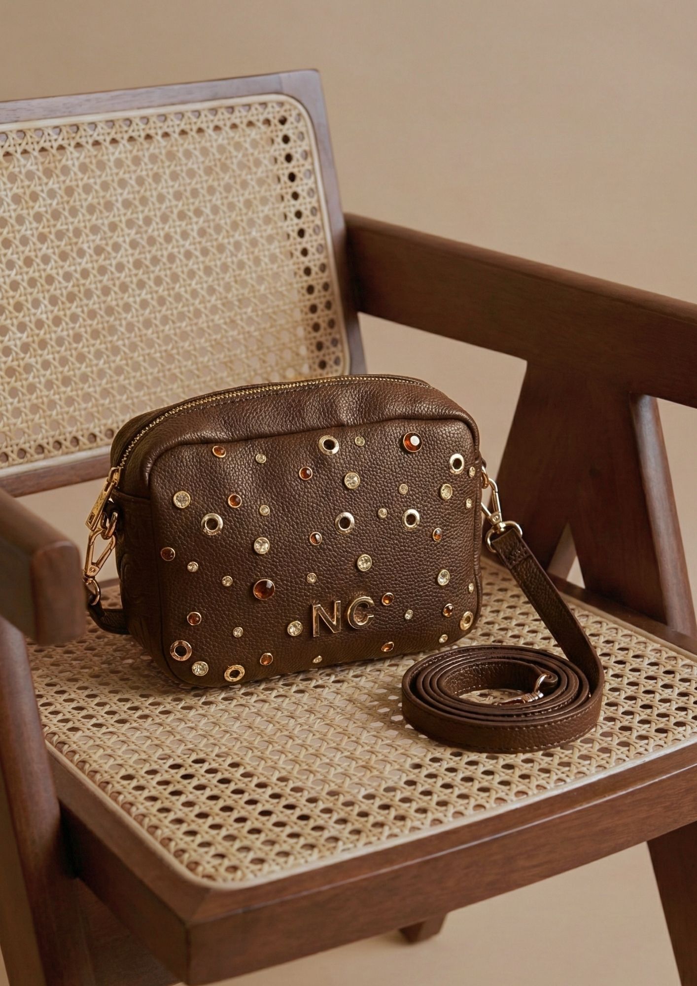 Bandolera Noco cristales chocolate - Imagen 2